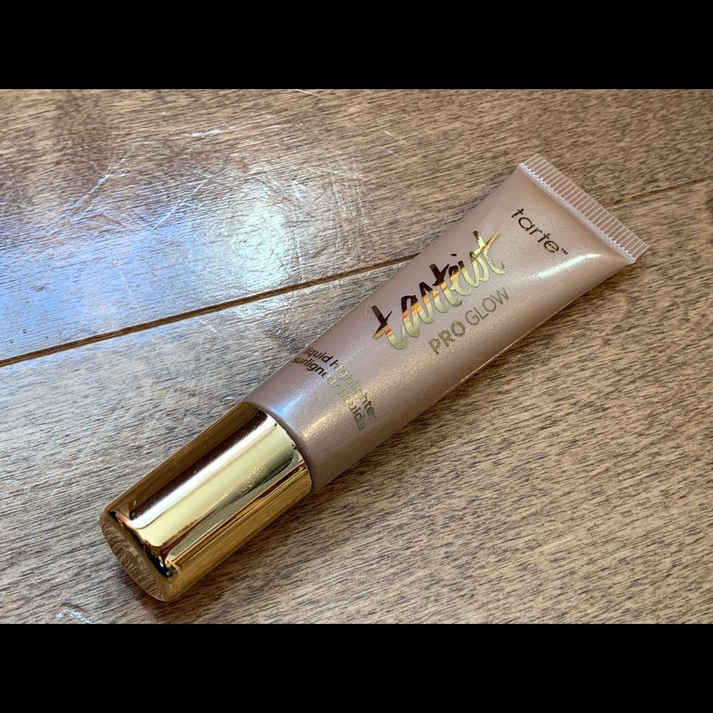 Tarteist pro glow liquid highlighter in Stunner